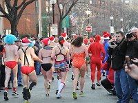 Speedo Run 波士顿寒冬比基尼慈善捐助跑11