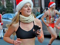 Speedo Run 波士顿寒冬比基尼慈善捐助跑14