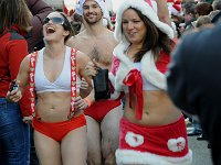 Speedo Run 波士顿寒冬比基尼慈善捐助跑5