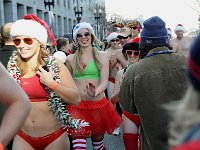 Speedo Run 波士顿寒冬比基尼慈善捐助跑9